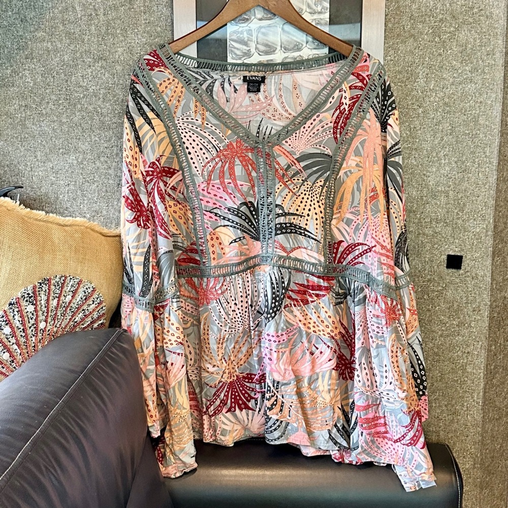 Evans Plus Sz 26/28 Tropical Palm Leaf Lace Trim V-Neck Bell Sleeve Blouse Boho - Picture 4 of 7